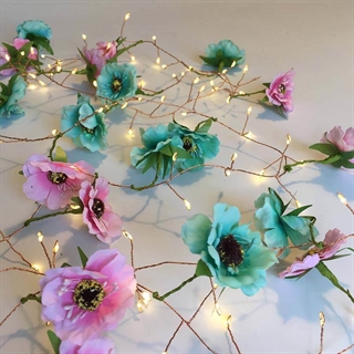 Istap lyskæde med 2 farver blomster